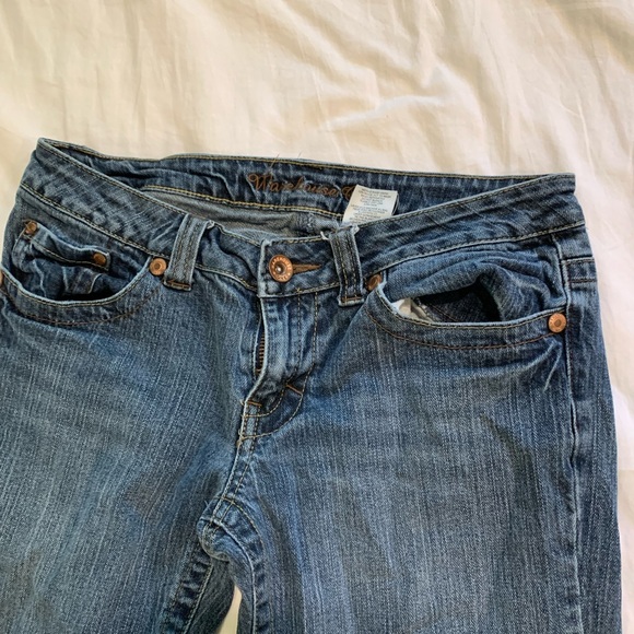 low rise jeans - Picture 2 of 6